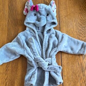 HB 0-9M Elephant Robe